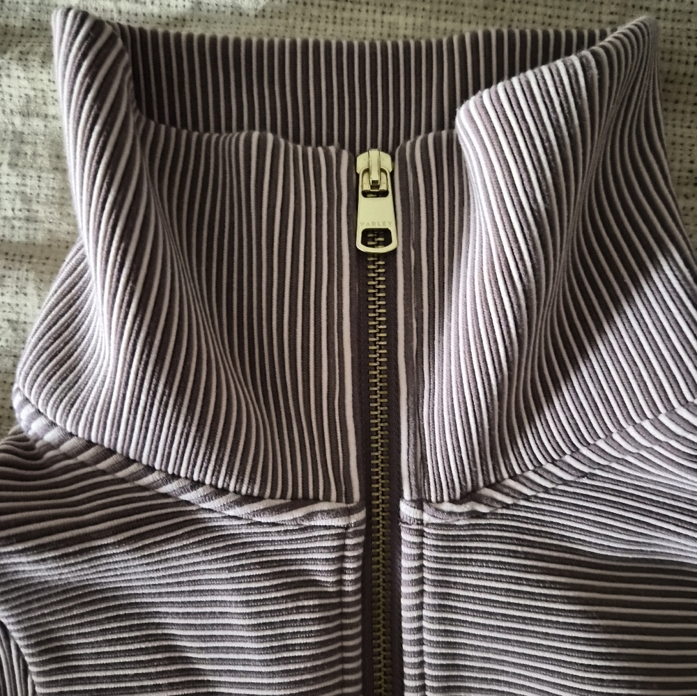 Varley Taupe / Tan Striped Half Zip Pullover XS - Picture 4 of 8